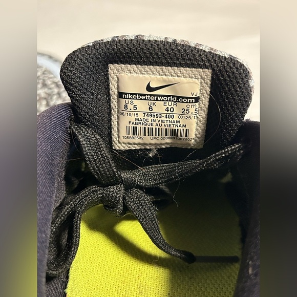 Nike Free 5.0 Running Shoes Women’s Size 8.5 Black/Gray Pattern - Picture 4 of 6